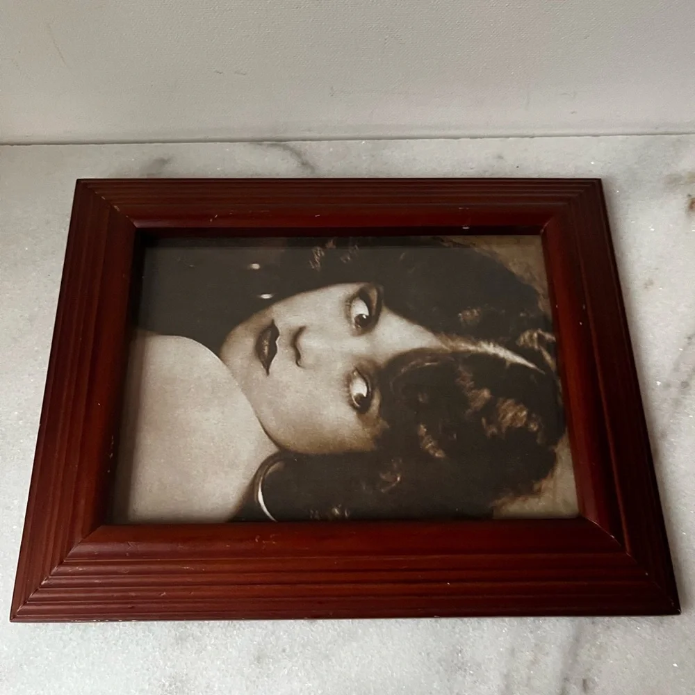 Vintage Wooden Frame brown for 5”x7” photo